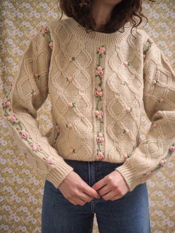 CHERRYBLOSSOM - 1980s Vintage Floral Embroidered Jumper - Size S/M