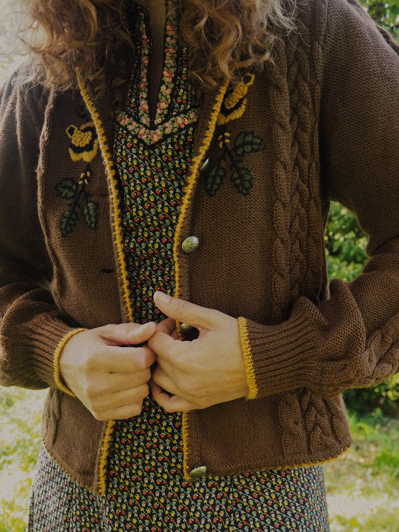 GOLDEN BLOOM - 1980s Vintage Lanamoden Brown Embroidered Austrian Cardigan - Size S/M