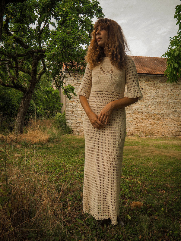 CHAMPAGNE - 1970s Vintage Crochet Dress - Size S/M