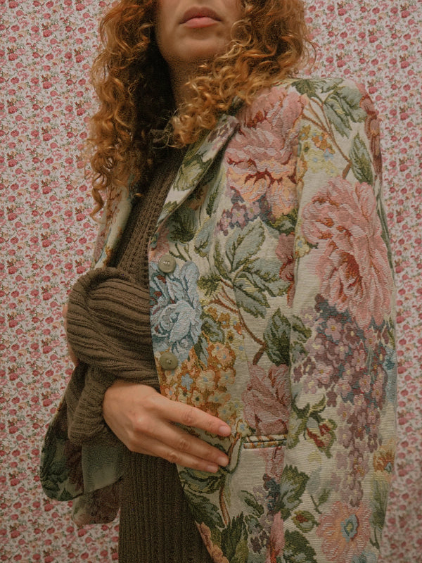 TAPESTRY GARDEN - 1980s Vintage Floral Tapestry Single Breasted Jacket - Size S/M