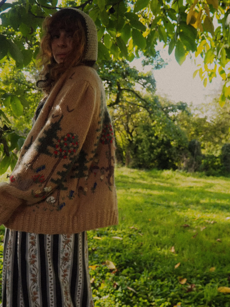 IN THE WOOD - 1980s Vintage and Rare Goschler Soft Ochre Austrian Cardigan - Size S/M