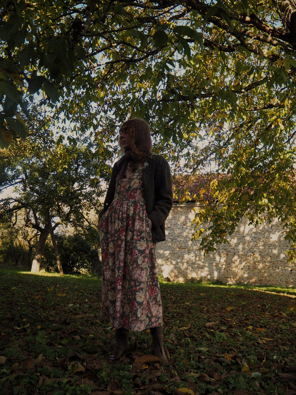 FLEURS D’AUTOMNE - 1990s Vintage Laura Ashley Corduroy Sage Green Floral Dress - Size S/M