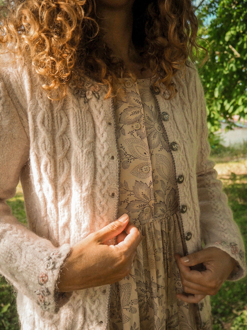 FREESIA - 1990s Vintage Wolkenstricker Embroidered Cardigan - Size S/M