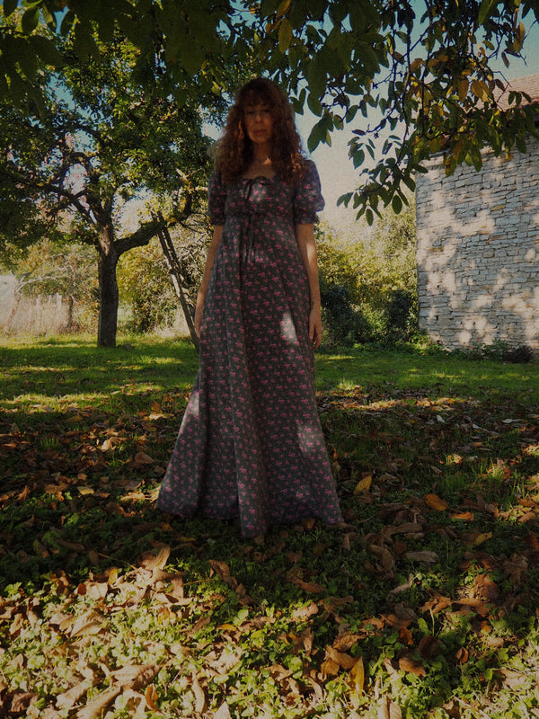 NERINE - Late 1960s early 1970s Vintage Laura Ashley Ditsy floral Prairie Dress - Size M