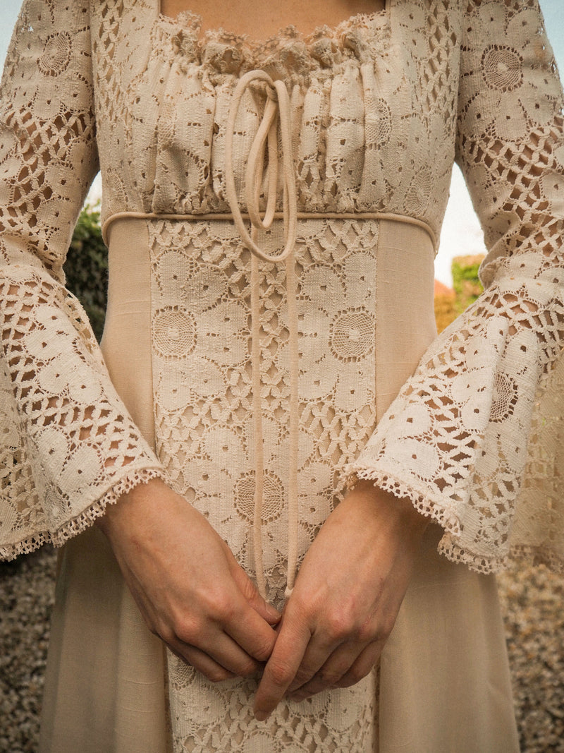 CAMELIA - 1970s Vintage Ivory Crochet Style Lace Prairie Dress - Size S/M