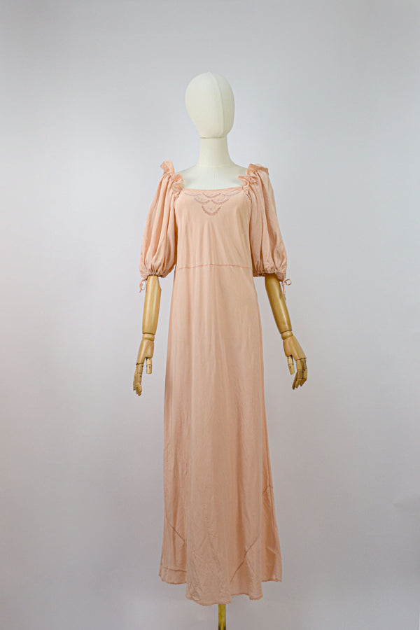 ENGLISH ROSE - 1940s Vintage Silk Blush Pink Nightgown - Size S/M