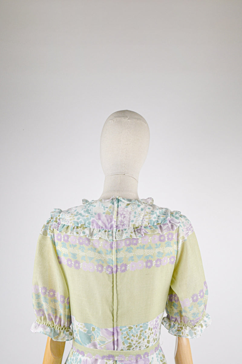 FLOWER LOVE - 1970s Vintage Robilyse Prairie Dress - Size M/L