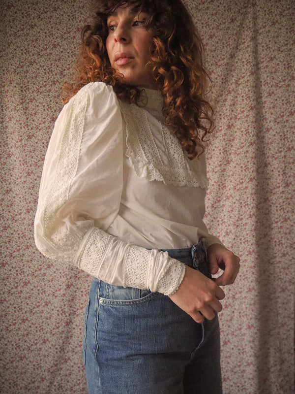 FROST - 1970s Vintage Laura Ashley white high collared cotton blouse - Size S