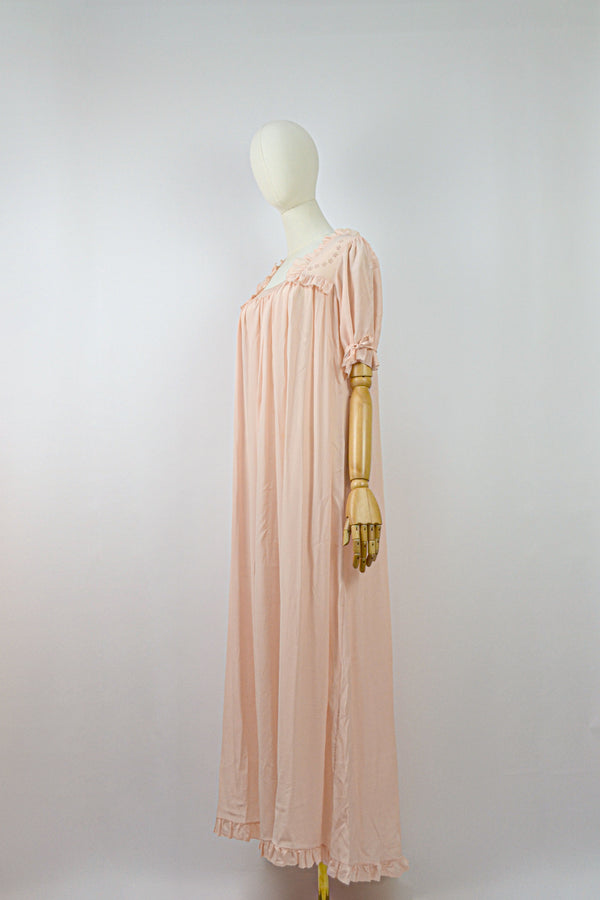 GRACE - 1960s Vintage Soft Pink Silk Nightgown - Size M/L