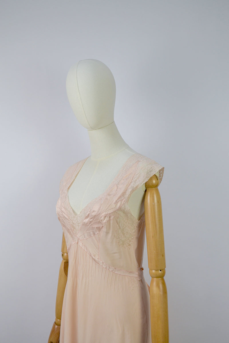 LILY LETTERS - 1930s Vintage Silk Nightgown - Size XS/S