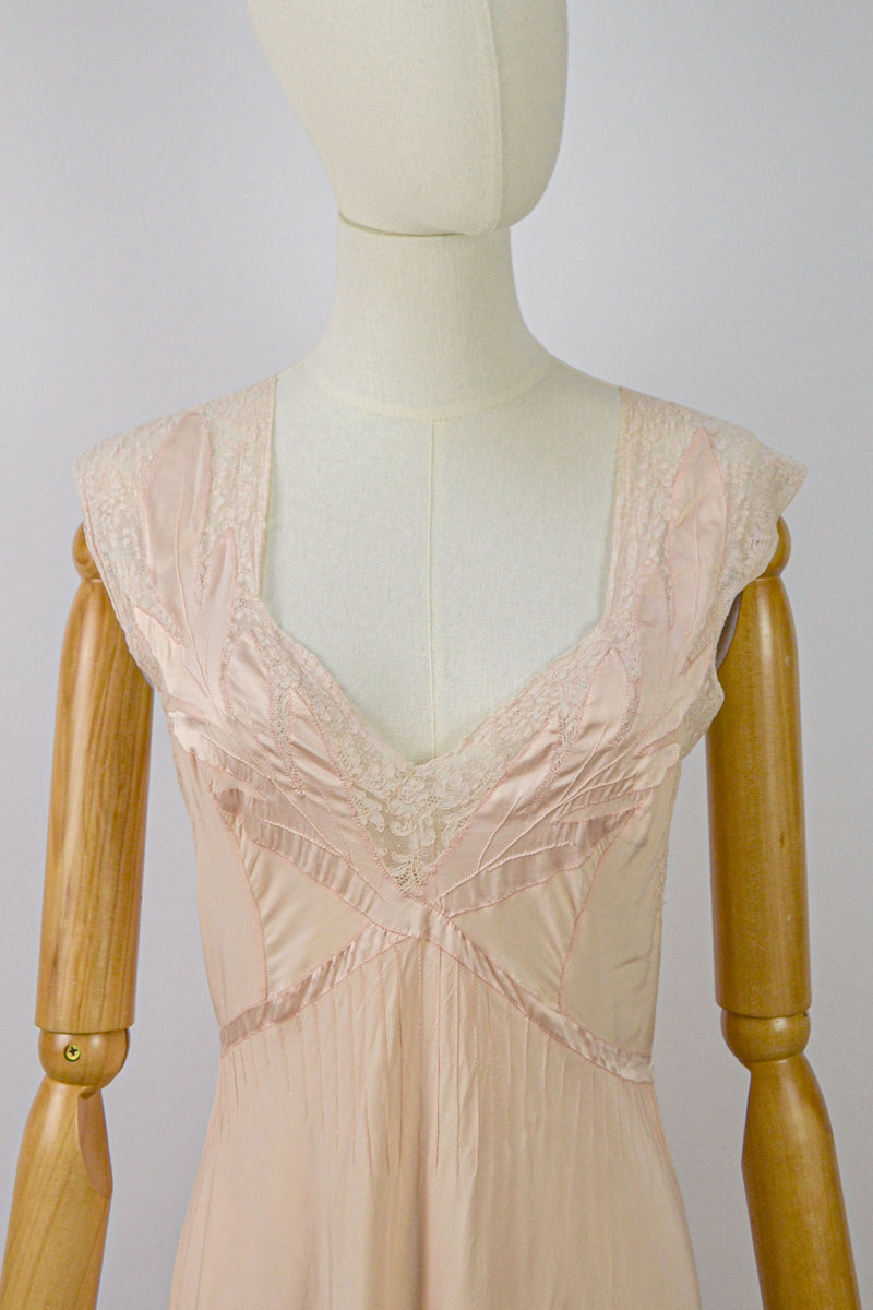 LILY LETTERS - 1930s Vintage Silk Nightgown - Size XS/S