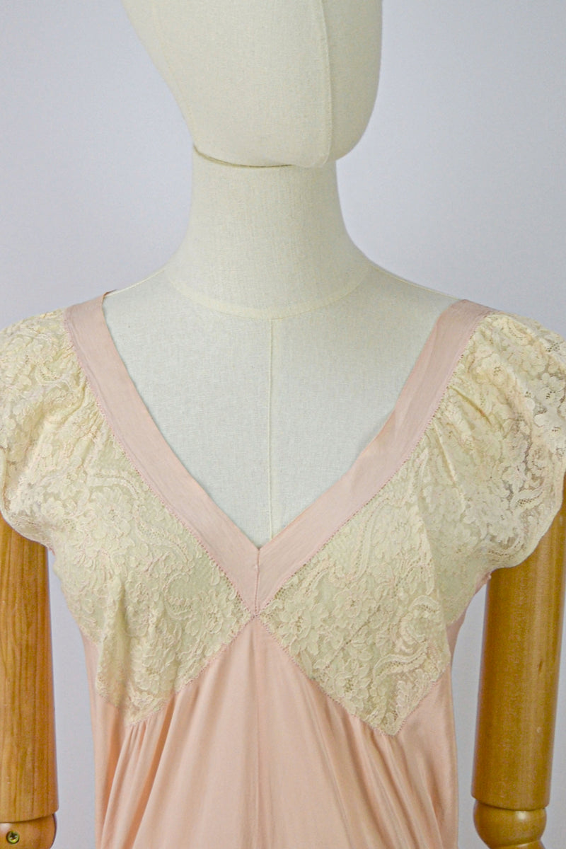 LUSH - 1930s Vintage Silk Blush Pink Nightgown - Size S/M