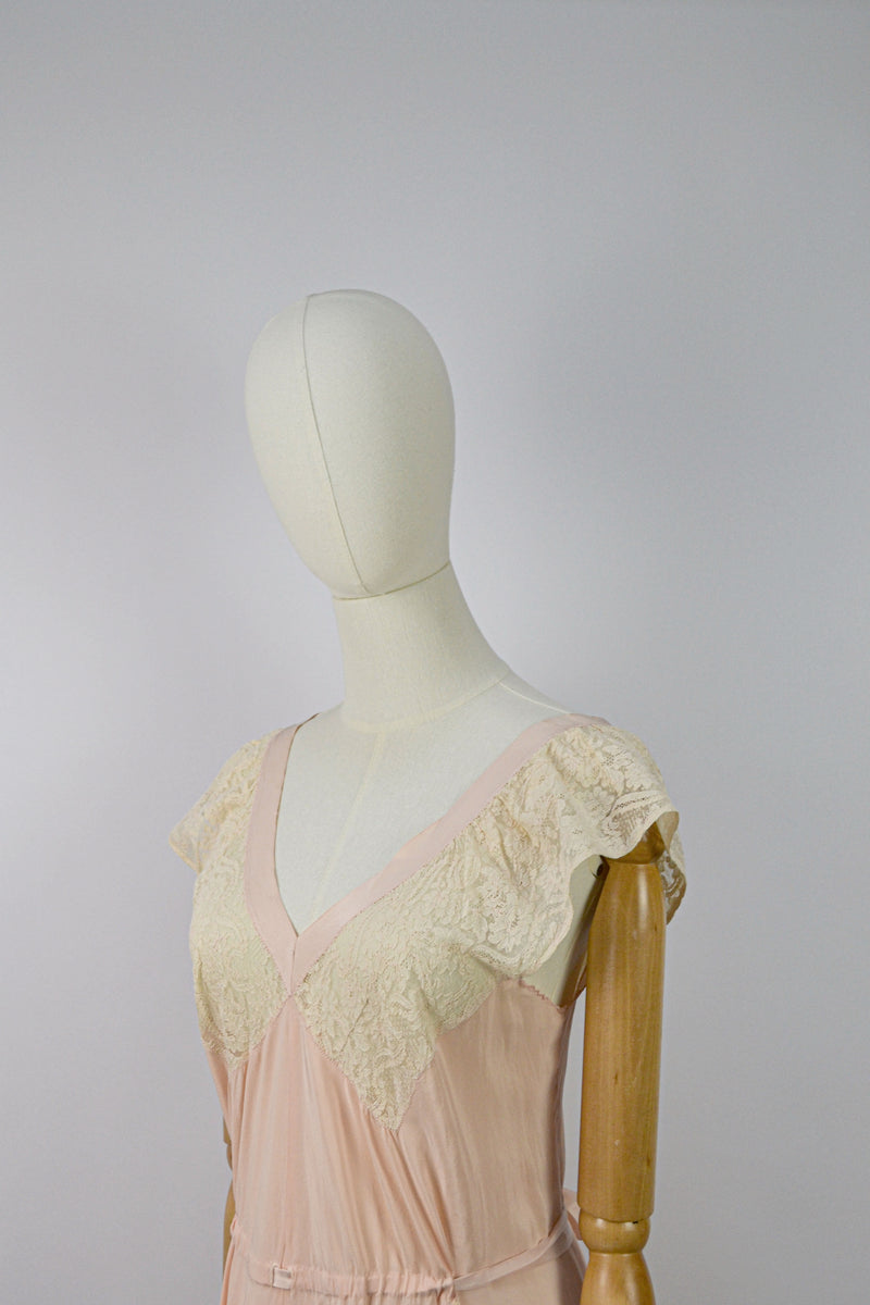 LUSH - 1930s Vintage Silk Blush Pink Nightgown - Size S/M