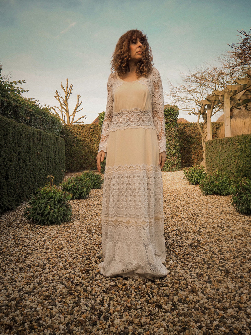 PEARL - 1970s Vintage Ivory Lace Prairie Dress - Size M/L