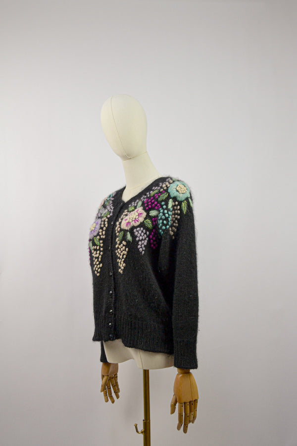 SOFT BLOOMS - 1980s Vintage Floral Embroidery Cardigan - Size S/M