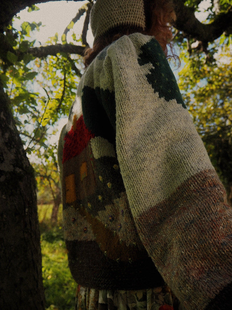 STORYBOOK - 1980s Vintage Wool Austrian Cardigan - Size S/M