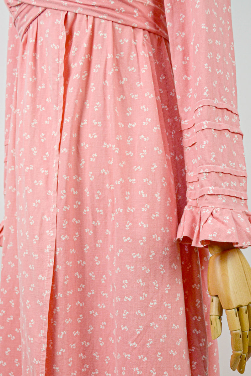 THE POESIE - 1970s Vintage Laura Ashley Coral Robe - Size XS/S