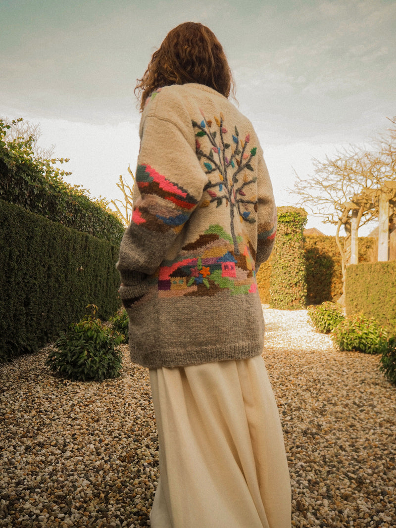 SPRING AWAKENS -  1980s Vintage Dobrila Cardigan - Size S/M