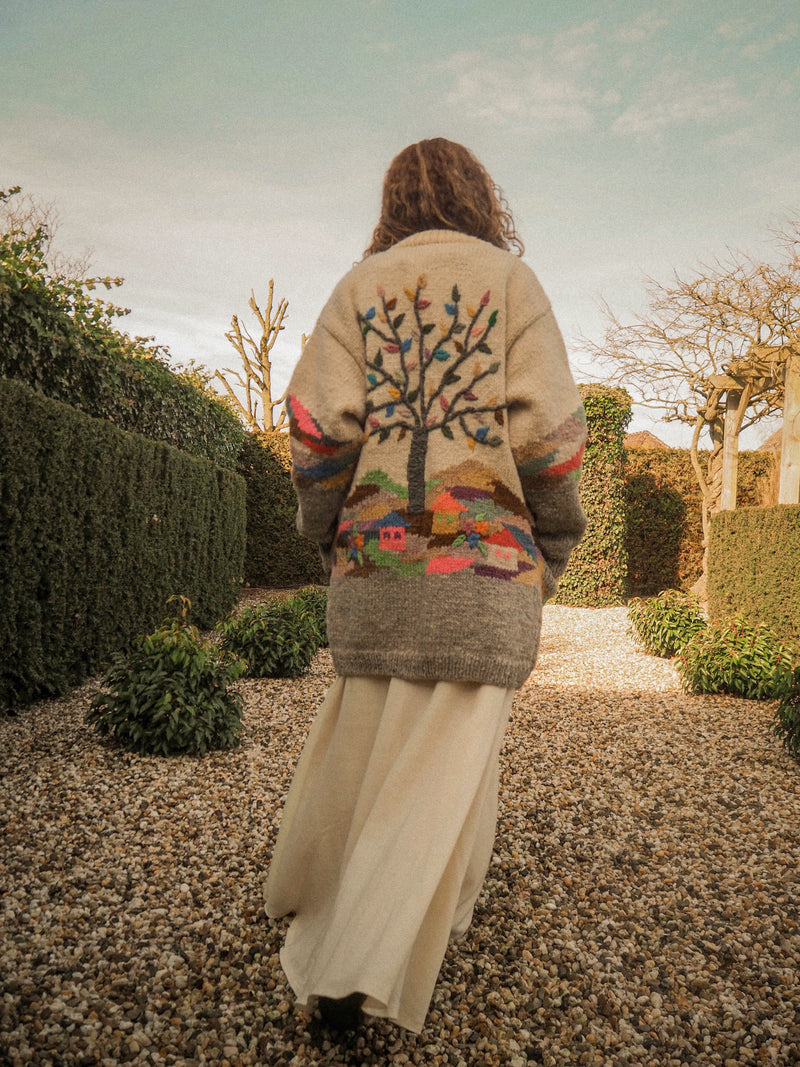 SPRING AWAKENS -  1980s Vintage Dobrila Cardigan - Size S/M
