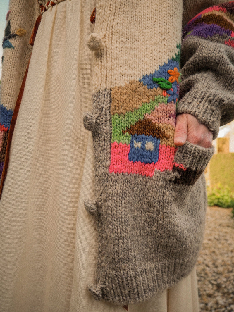 SPRING AWAKENS -  1980s Vintage Dobrila Cardigan - Size S/M