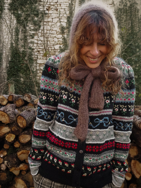 FOLK GARDEN - 1980s Vintage Susan Bristol Wool Cardigan - Size S/M