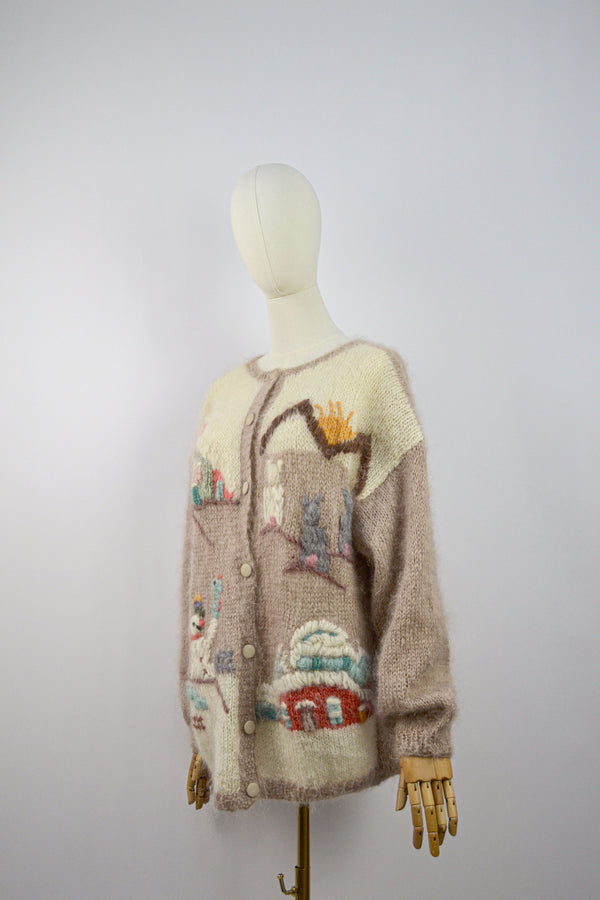 WINTER SUNSET - 1980s  Vintage Hand-knitted Winter Scenery Mohair Cardigan- Size M/L