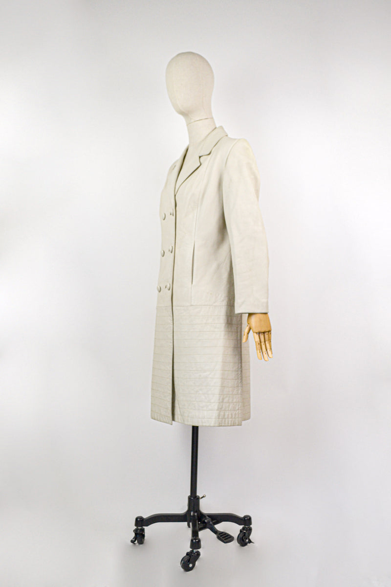 JOURNEY - 1970s Vintage Cream Leather Jacket - Size S/M