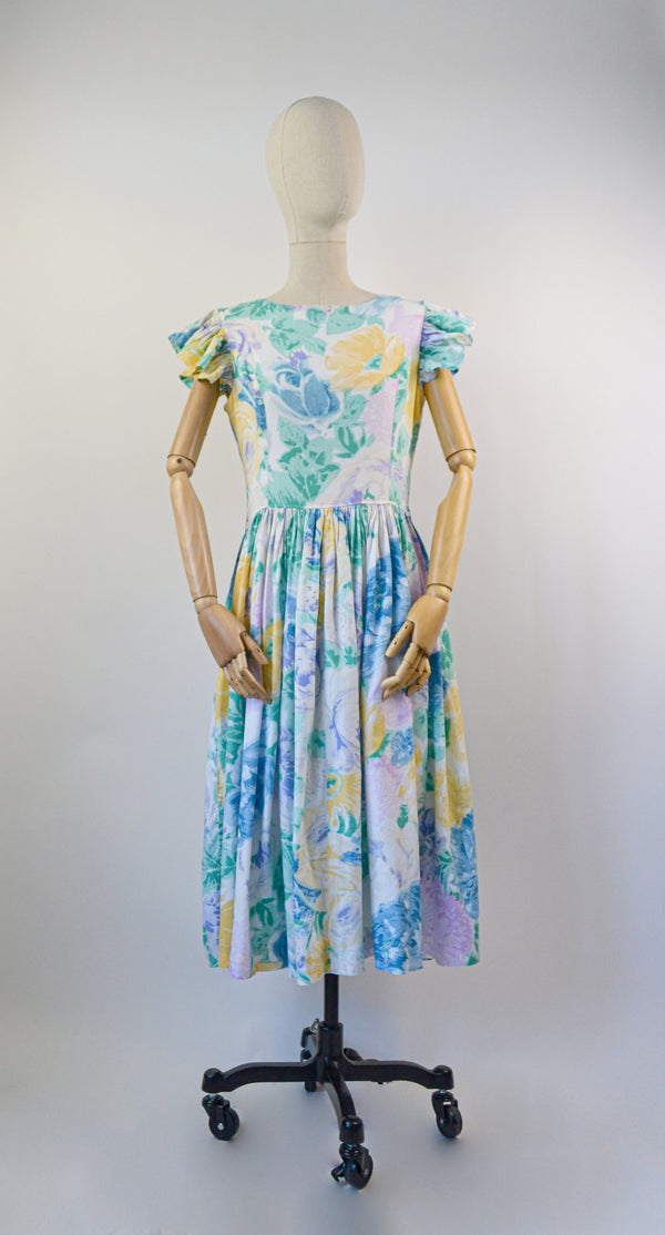 SERENITY - 1980s Vintage colourful floral dress from Rene Derhy - Size S/M