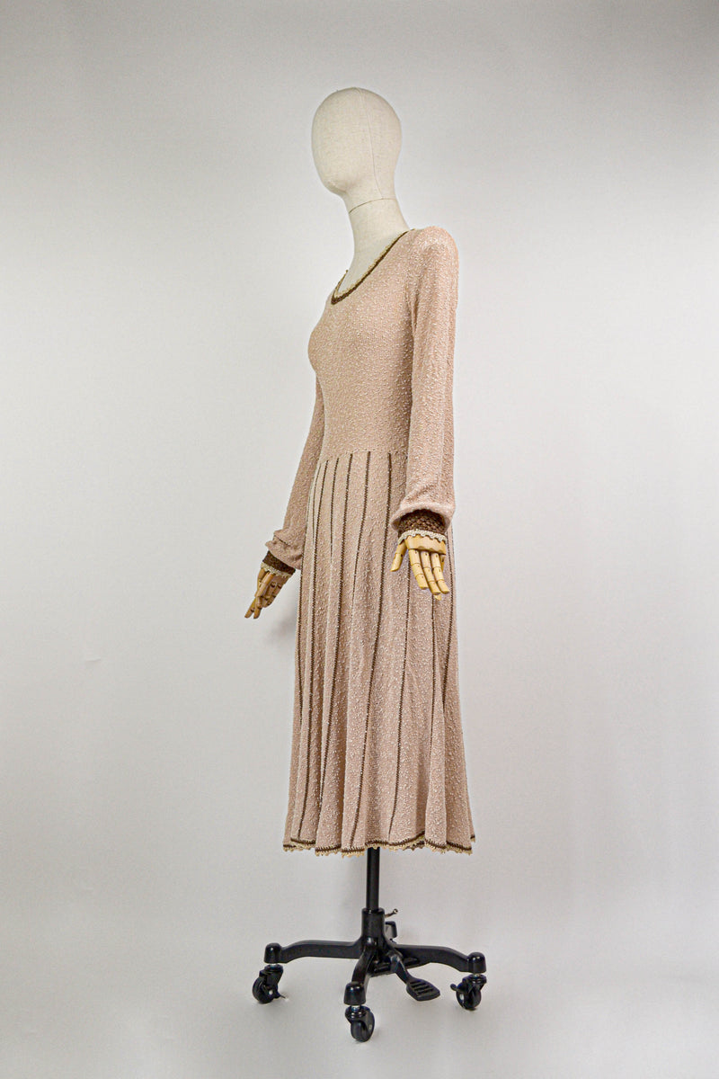 DANCING BAREFOOT - 1970s Vintage knitted beige and Brown Knitted Dress - Size S/M